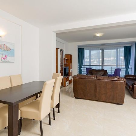 Adriatic Raf Apartments Budva Eksteriør billede
